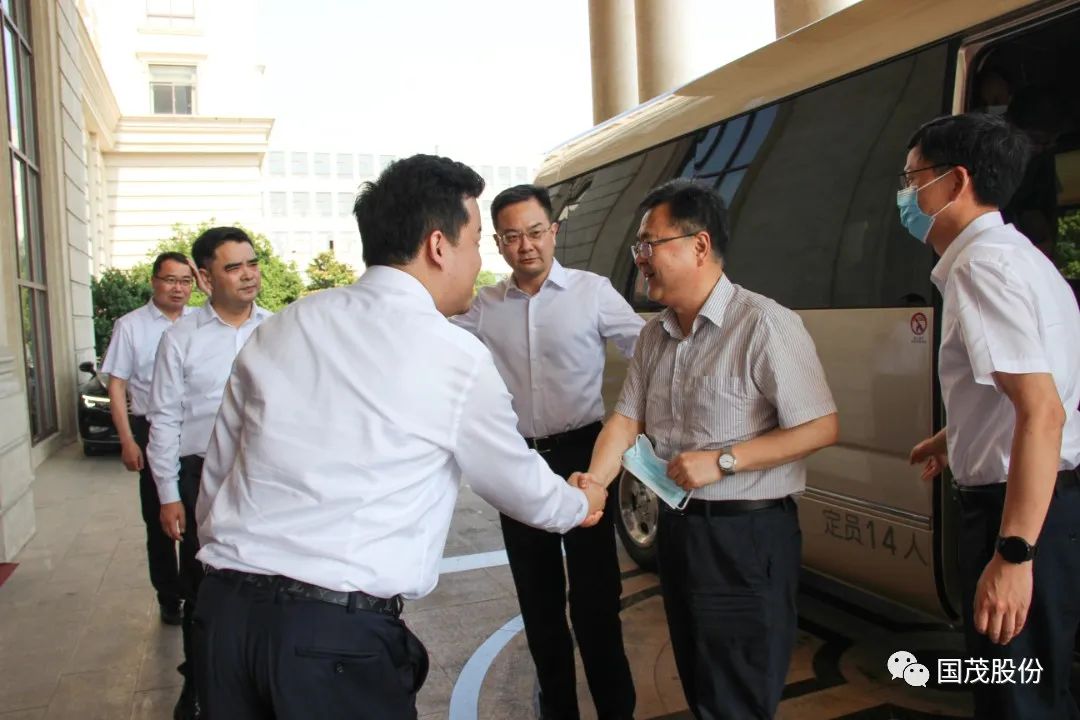 江苏省统计局党组书记、局长王汉春一行莅临威尼斯432888cam